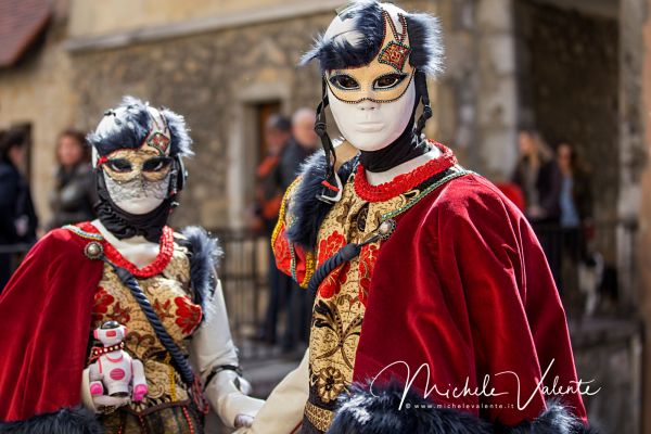venetian-carnival-19BB9C33AA-16B7-8EF5-6D61-4629E9E8C479.jpg