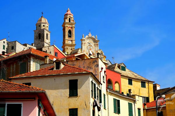 borgo-vecchio-cervo-liguria560101A7-C6E5-B7BC-5D0C-3BEF3E4C981E.jpg
