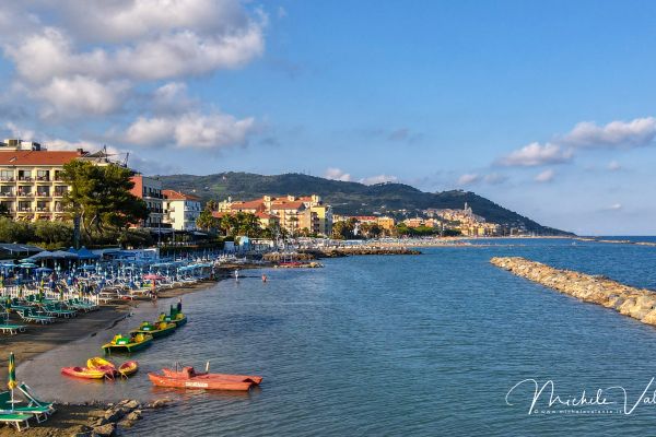 diano-marina-07CB9E664A-26E5-9468-59EB-9E9191CB9F81.jpg