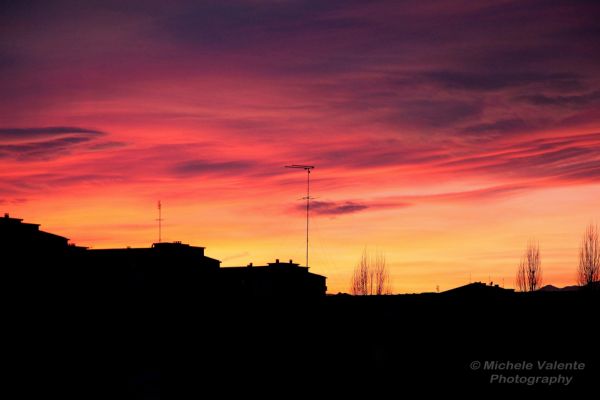 sunrises-and-sunsets-089959E4E0-3A0A-4A01-0C79-D9A8B86E8508.jpg