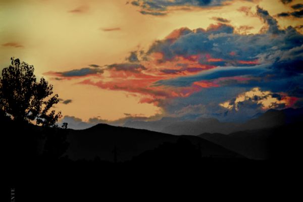 sunrises-and-sunsets-152CAD5AD0-B9E8-0241-FD97-4B66AE0329EE.jpg