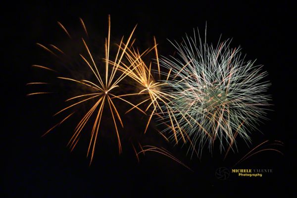 fireworks-01FB38192D-04E9-D231-EA8E-82B638DA06CD.jpg