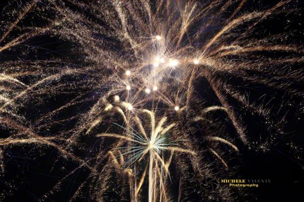 fireworks-0673FB215D-C581-BF1F-368A-928793A588E1.jpg
