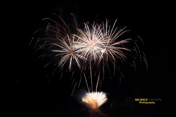 fireworks-0838D4E155-0BB5-8CE9-B44D-C583BD633645.jpg