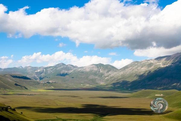 castelluccio-15E51EC70D-48D4-EAD2-D028-217F1D3D48EC.jpg