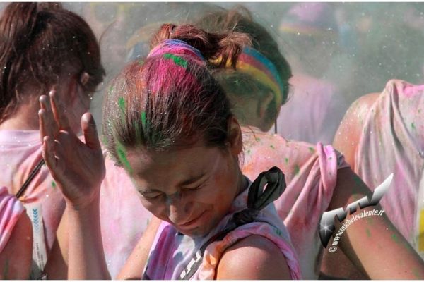 the-color-run-011055D320-EAF4-31C3-69AE-2789E8AB613B.jpg