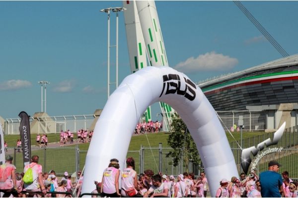 the-color-run-086671EADE-ADE3-0478-DB0A-0280A938766B.jpg