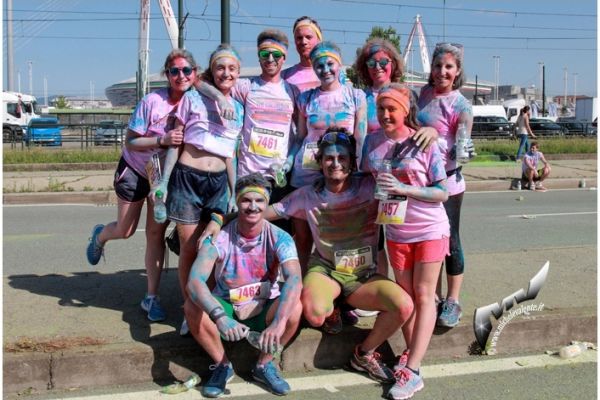 the-color-run-250821EE6F-5F13-34ED-ED14-E2517E0C9DD7.jpg