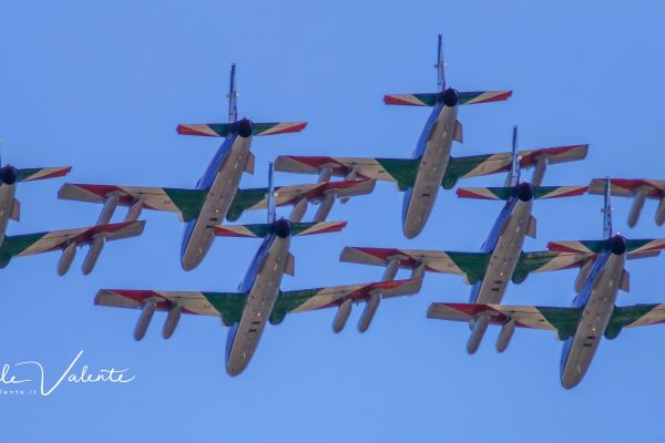freccie-tricolori61C007D8-5144-B3EC-0E68-6521E8977460.jpg