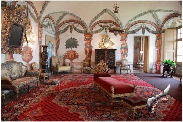 castello-di-masino-19E25831EF-B1B4-721D-980D-C5E26DFF3D49.jpg