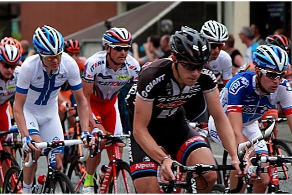 giro-d-italia-25366931FE-22F5-87C2-AEC4-3B1D23D205A4.jpg