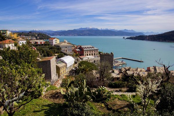 portovenere-2080185960-B92B-88EC-4359-A7DA5B92DD00.jpg