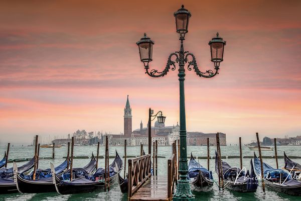 venezia-127439EFA5-9576-111D-6769-2D95EEC52B3B.jpg