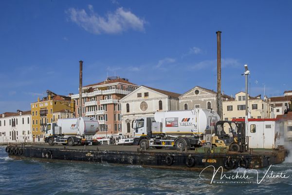 venezia-23BCCDEA7A-3063-06C6-4FE7-DA9AA57E30C0.jpg