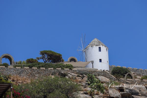 mykonos-268C570F23-C748-599C-A8DC-9190AA9C9FE6.jpg
