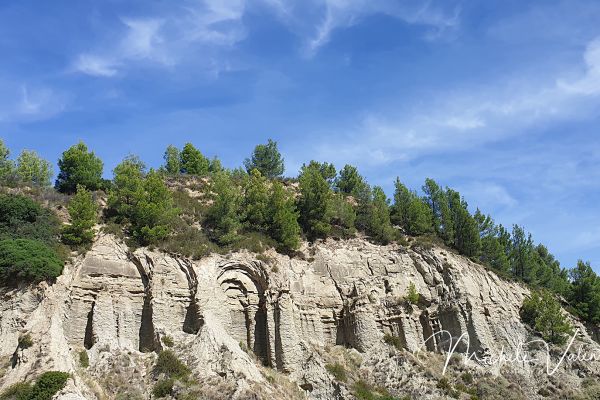 craco-e-calanchi-011DA705DA-8E5C-689D-3E25-2F529F62E5DB.jpg
