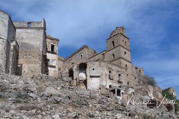 craco-e-calanchi-103A3F1923-9A95-B70C-B975-BF4B72D7622F.jpg