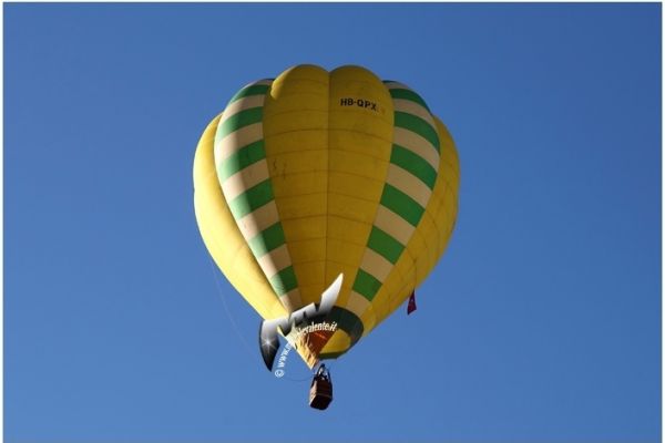 balloons-07574C278E-8F45-3A34-7C08-CA42629898CD.jpg