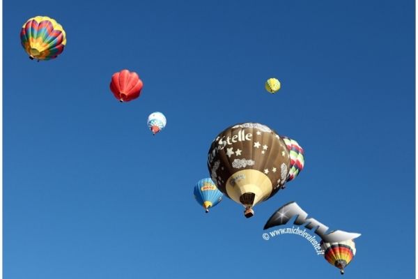 balloons-1791C4B68E-0A6A-0F4F-578A-D5917B613E0D.jpg