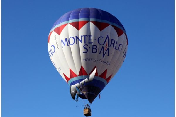 balloons-2467DC85AB-D52B-801A-E1D7-C6B85C18E3A9.jpg