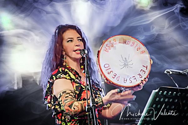 teresa-de-sio-0529A84114-8087-CDF6-2ACD-325D431D870F.jpg